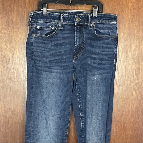 American Eagle Men’s Next Level Airflex Dark Wash Original Straight Denim - Picture 2 of 6